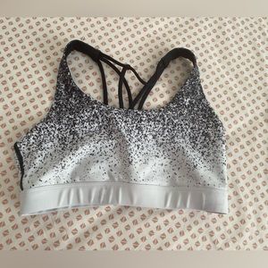 White fox active- sports bra